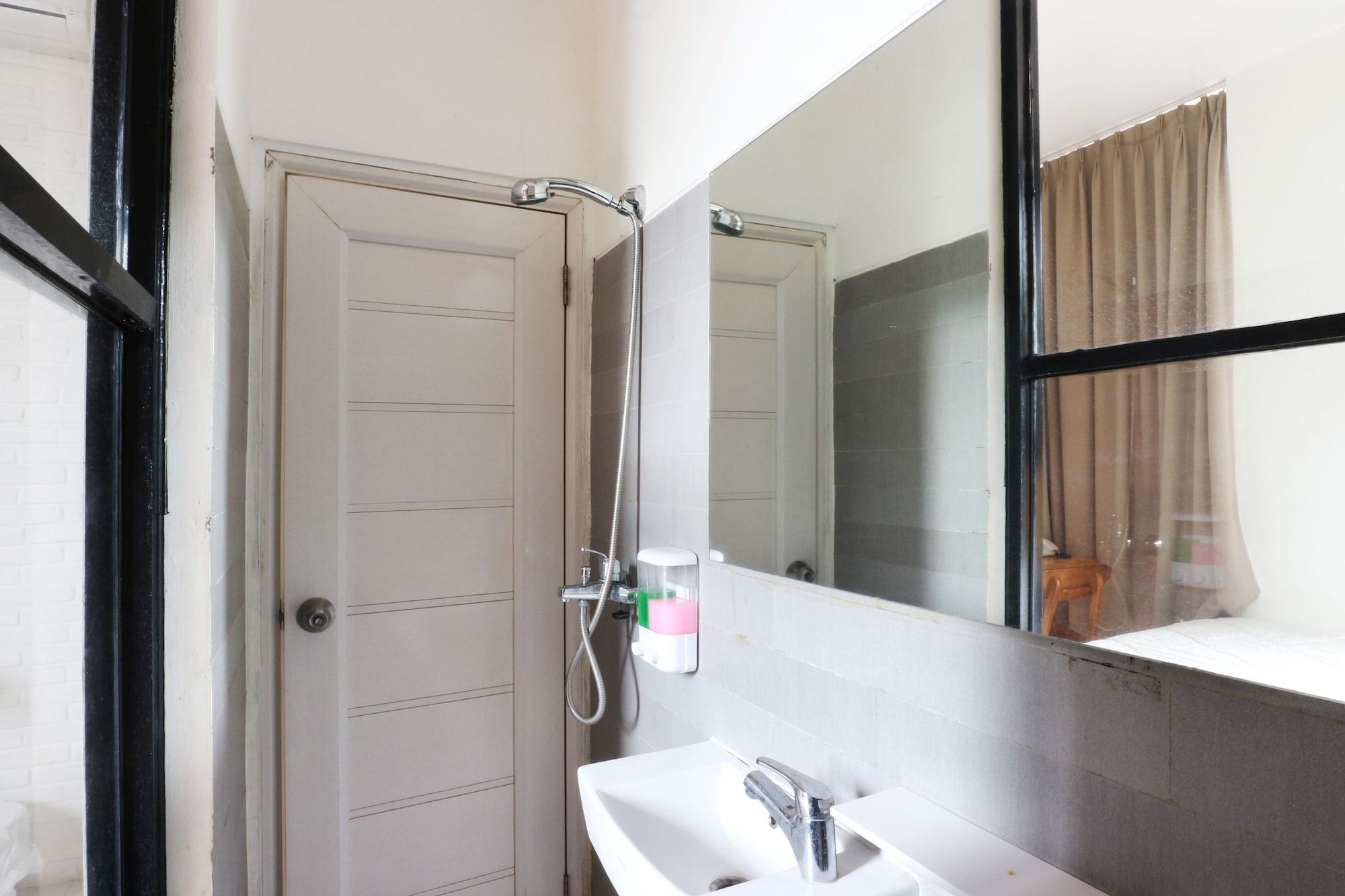 Urbana Homes Syariah Jakarta Exterior foto